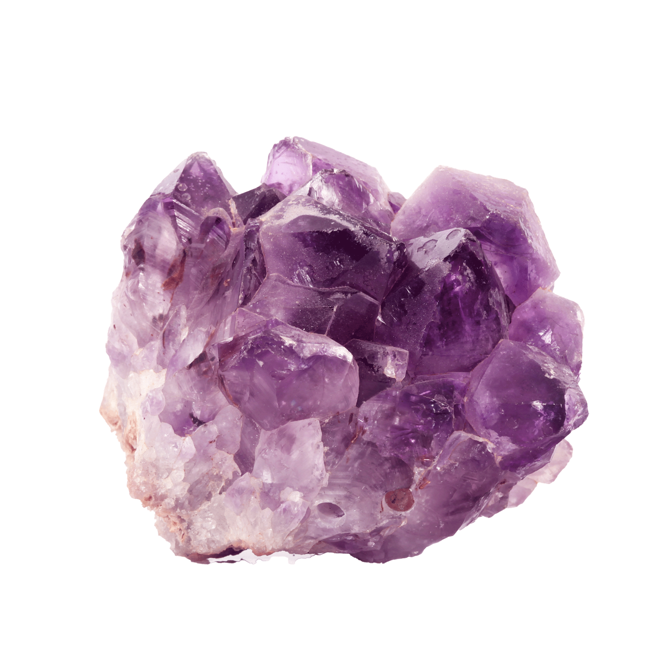 cristaux-amethyste-isoles-blanc